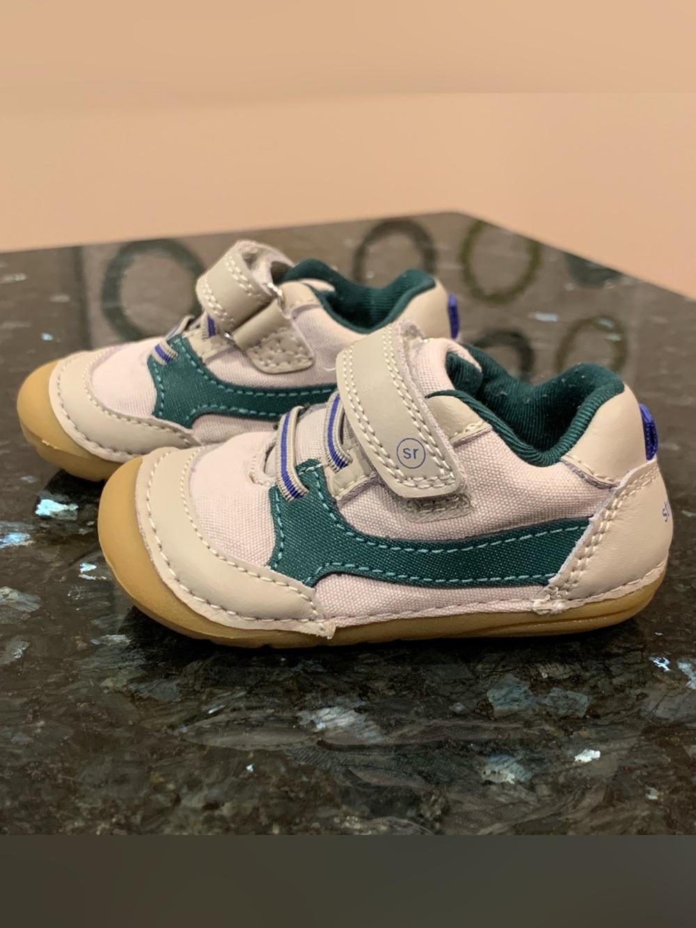 Stride Rite Soft Motion Kylin Baby Shoes – Size 3.5 – Freshly Washed - Boy Girl